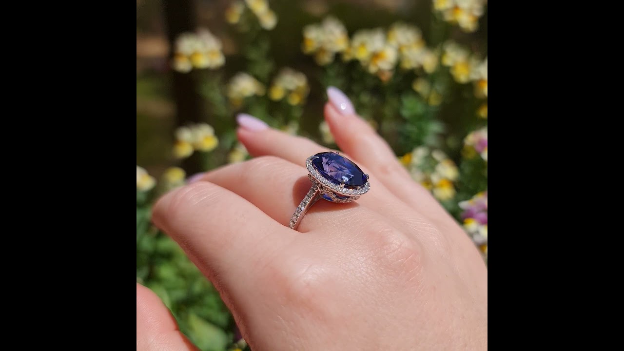 large natural blue sapphire diamond ring