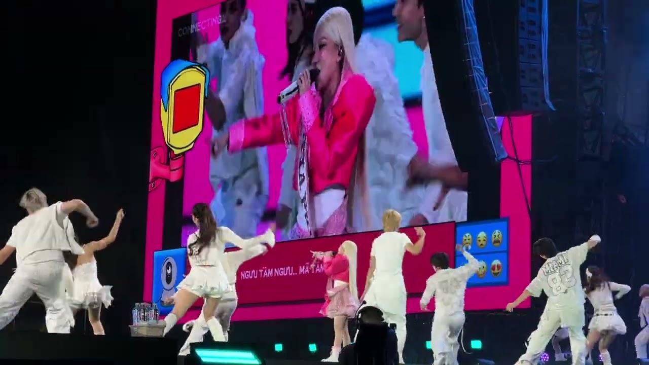 [17.01.26 - P2] Phùng Khánh Linh tại GENfest Presents MBillion - Hà Nội (CITOPIA Era)