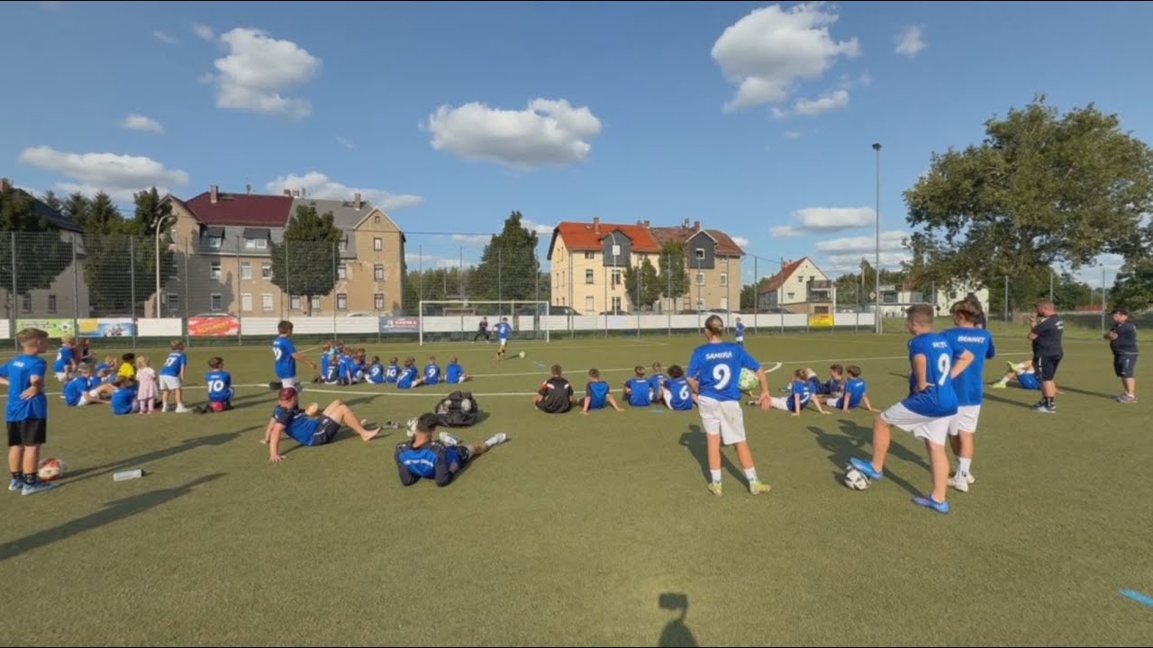 Ferien auf dem Fußballplatz - kicken statt chillen beim VfB Empor Glauchau