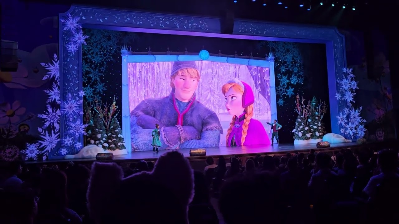 Shanghai Disneyland | Frozen a sing-along celebration