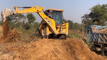 3DX Machine Loading Mud @Tripper  Dump In Village