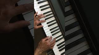 Play This E7 Blues/Jazz Piano Lick (Piano Tutorial)