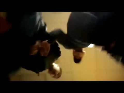 В супермаркете охранники жестоко избили инвалида (видео)