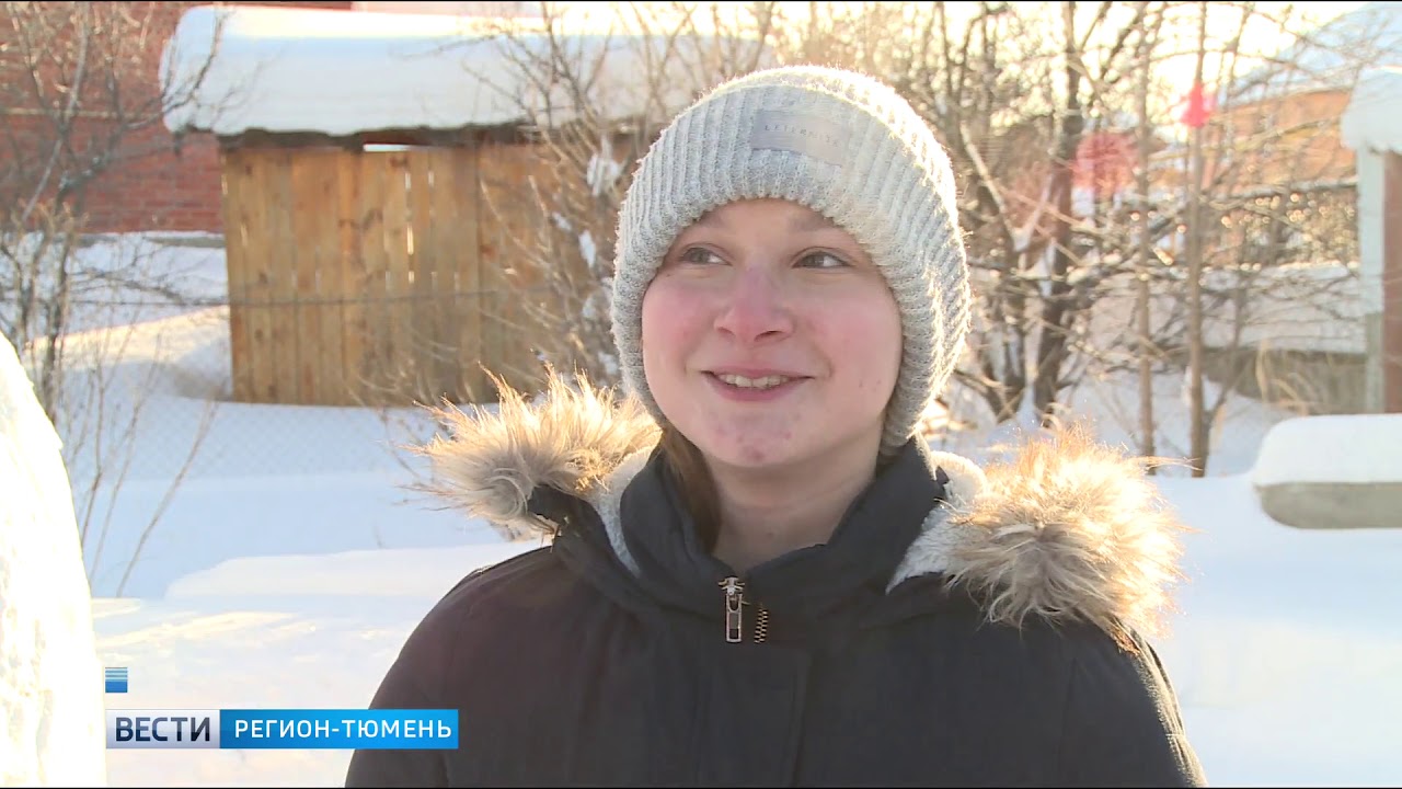 Тюменский студент слепил снеговика с двухэтажный дом - YouTube