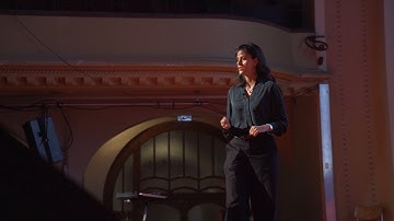 The power of analogue | Carissa Veliz | TEDxGeneva