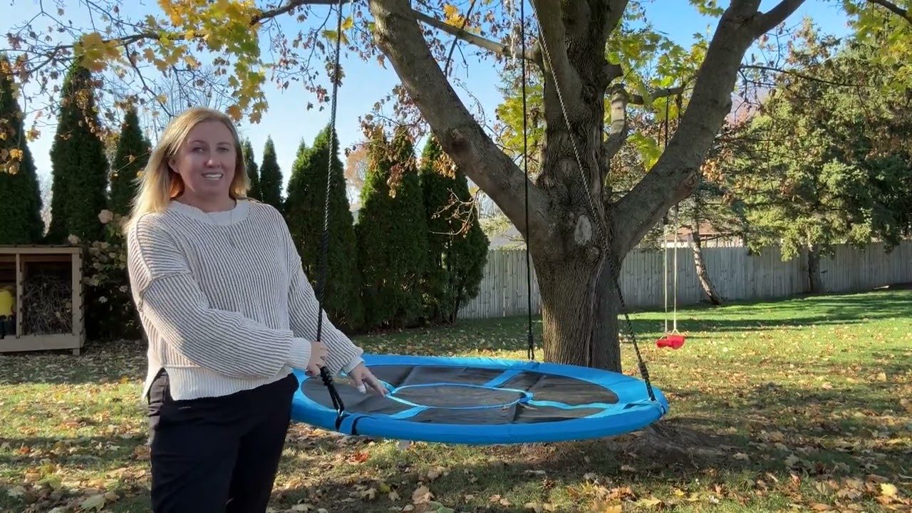 Family Fun Awaits with the 60" Giant Saucer Swing – 700lbs Capacity! 🌟