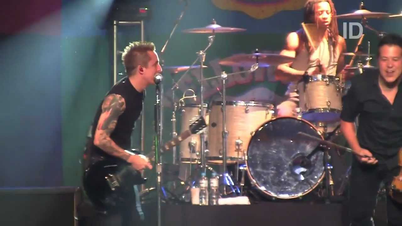 Yellowcard - For You, And Your Denial @ São Paulo/Brasil 2011