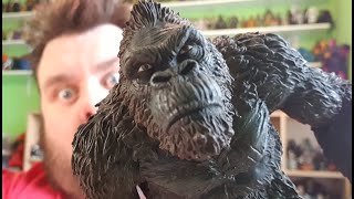 King Kong Of Skull Island Mezco Toyz Kaiju Action Figure Unboxing & Review