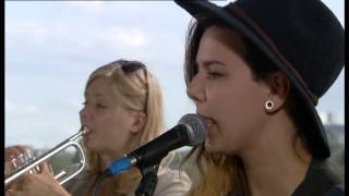 Of Monsters and Men - Little Talks at Reading Festival 2012 Resimi