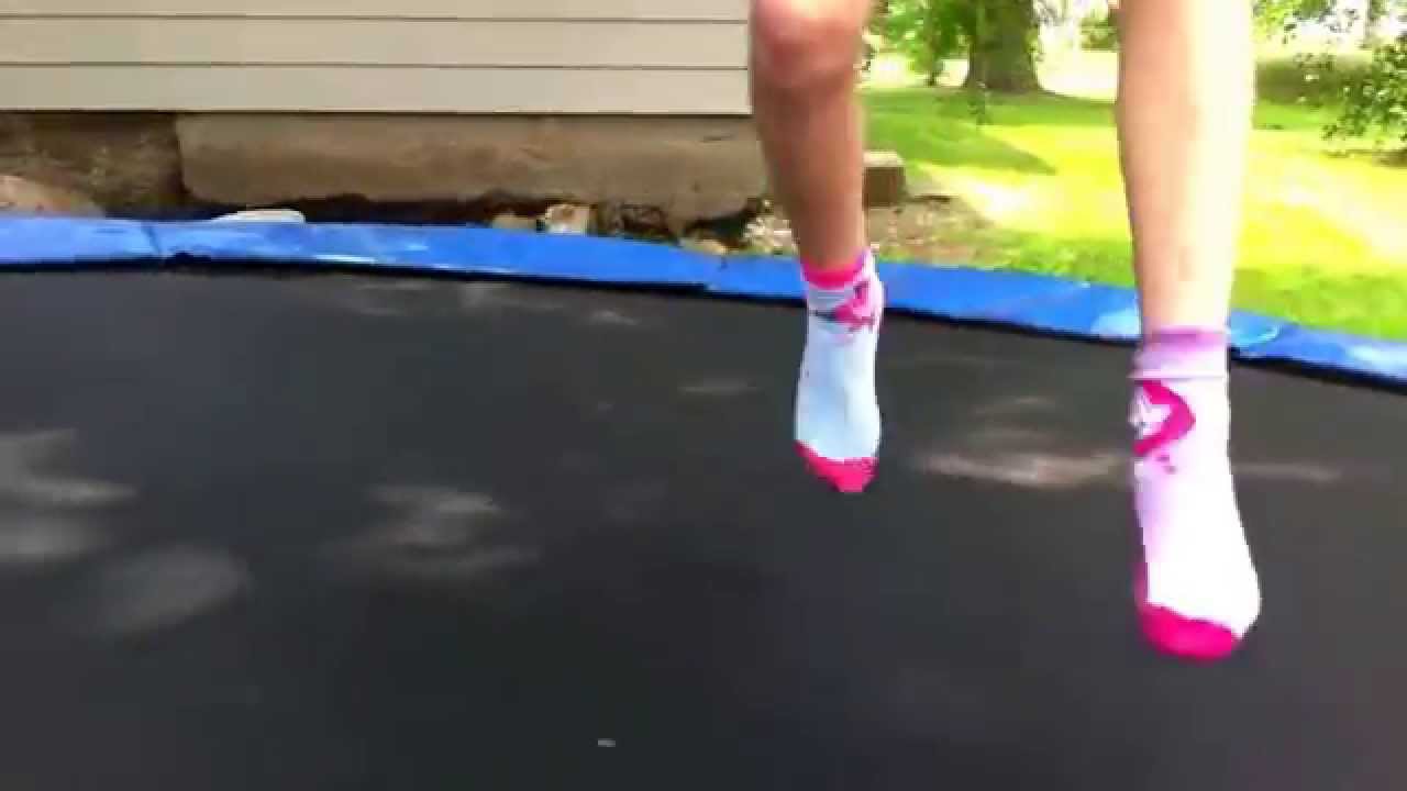 I HURT MYSELF!!! Trampoline bouncing YouTube