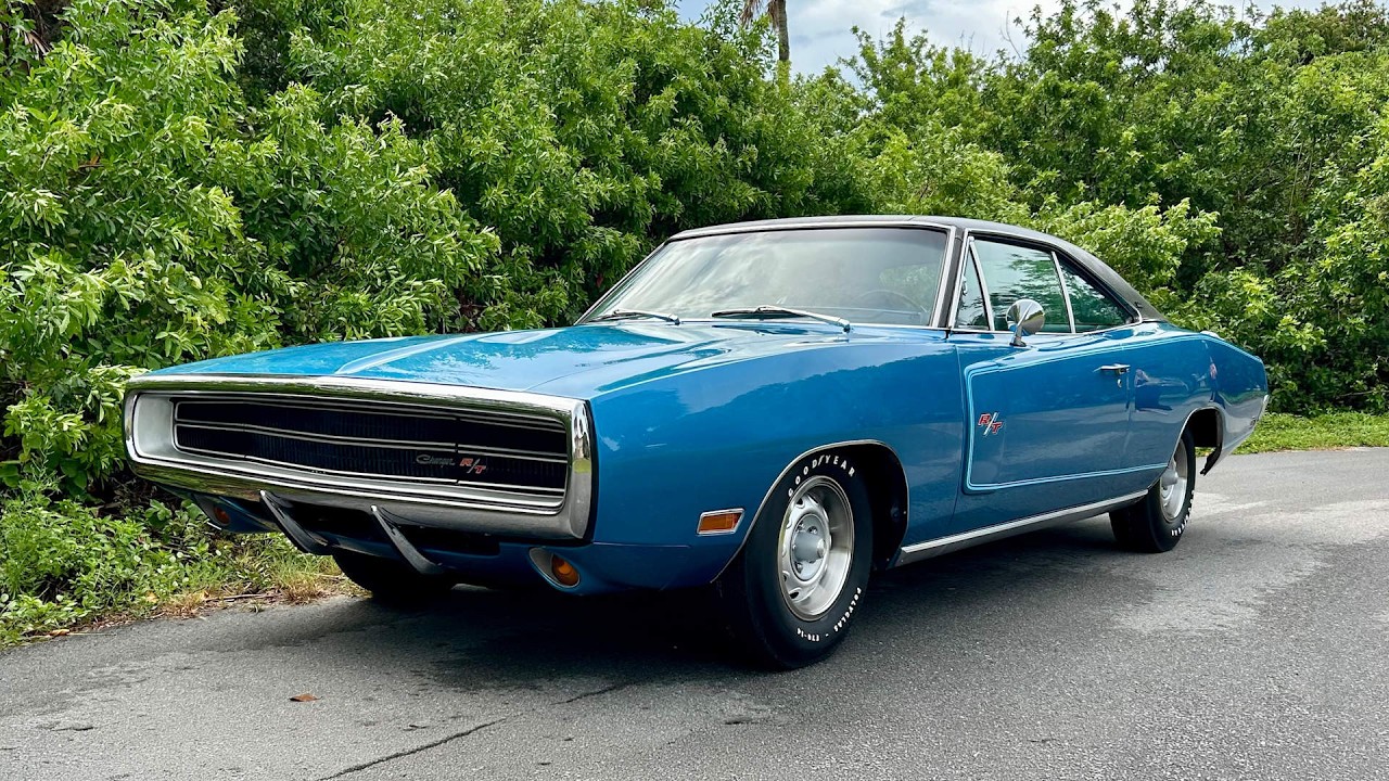 Dodge Charger R/T SE 1970 - YouTube