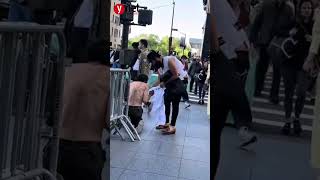 Daniel Namdar Act Of Kindness In Nyc - Ynetnews