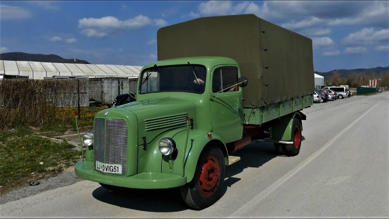 Srednje težek povojni Langhauber Mercedes-Benz (slo, eng, deu, hrv)