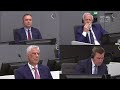 Top News- Rrethohet Kuvendi i Kosovës / Protestuesit 'izolojnë' deputetët për ligjin e speciales