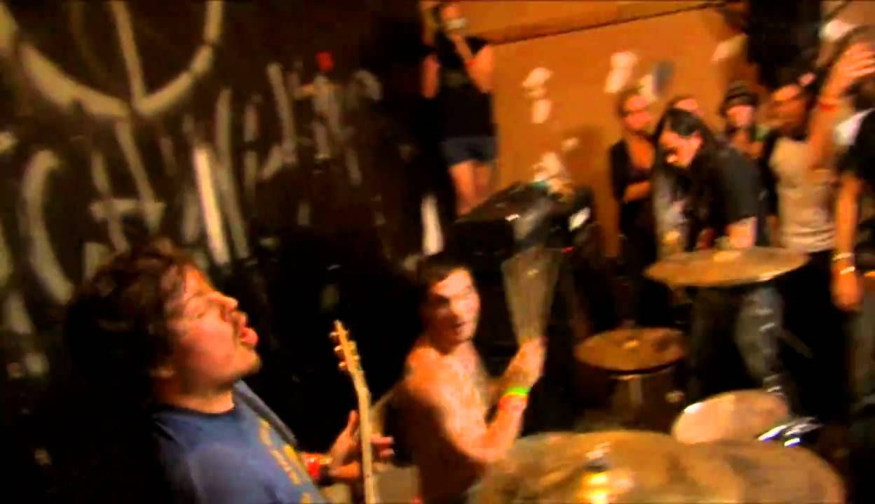 None More Black - "Dinner's for Suckers" (Live - 2008) Fested 7