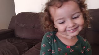 Mostrando Minha Irmã