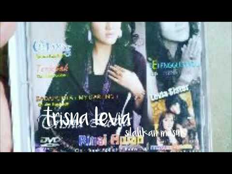 Live Nabila Maharani...