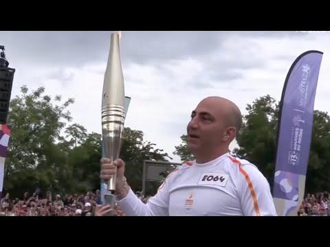 JEUX OLYMPIQUES 2024 - La flamme olympique à travers les Bouches-du-Rhône, de Cassis à Arles