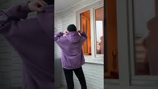 Кофта в Оверсайз размере(42-48) Состав-хлопок. Цена-15.000 По вопросом приобретения(89153443710)
