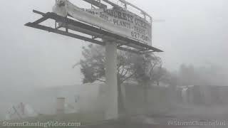 Hurricane Ian eye wall ripping apart buildings with high winds in Port Charlotte, FL