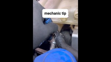life hack ,mechanic tip #tricks #tips #hacks #car #engine #tutorial #mechanic #shorts