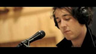 Studio Brussel: The Wombats - Jump into the fog chords