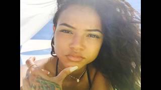 Chris Light Brown Tells Karrueche To Not Be A Thot For Posting Bikini Beach Pictures Hes Pissed