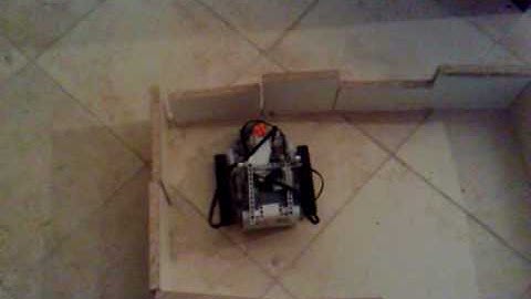 Lego Mindstorms Nxt 2.0 Maze Bot