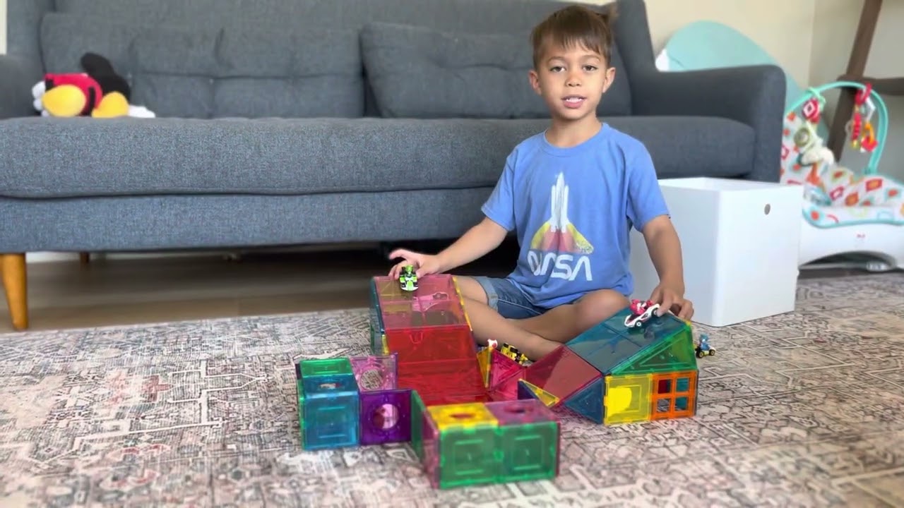 Building With Taki! Episode 6 - mini double Magnatile ramp. Red Yoshi vs. Luigi