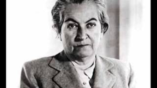 Video thumbnail of "Gabriela Mistral - País de la ausencia - Música de Pedro Millar"