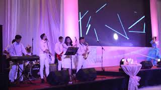 PEPPERMINT BAND SURABAYA Featuring Wen Hong - WO MEN PU YI YANG (Cover Rock)