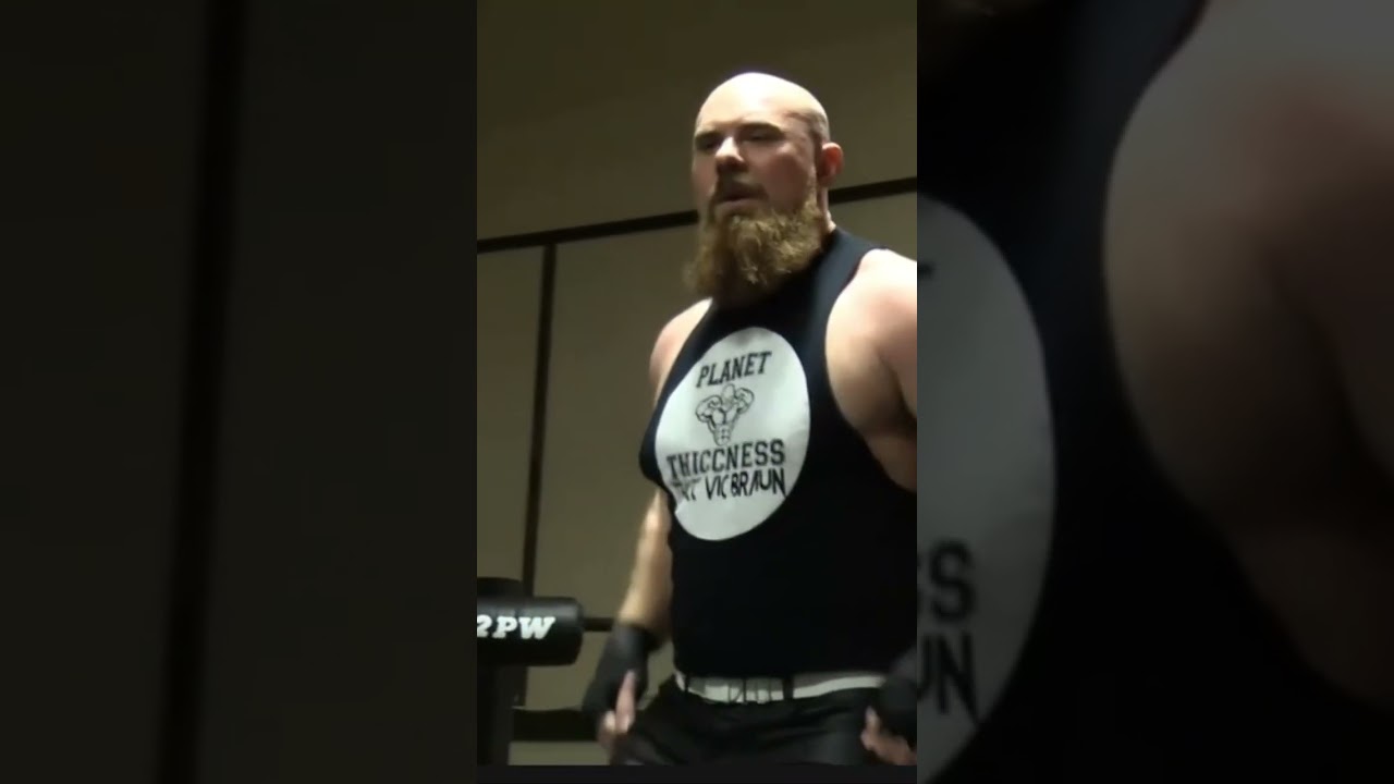 A1 v Thicc Vic - It's a battle of power v speed. 