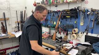 Kort om lyddæmper gevind.