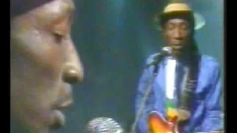 Alton Ellis - Breaking Up (Live)
