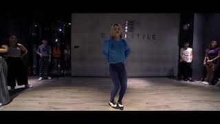 Gloria Gaynor - I Will Survive - Choreography by Krystal