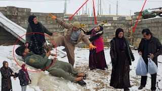 Download Lagu Mirza's attack on Mahan on a snowy day and Mirza Ali's absence: Leila's defense of Mahan MP3