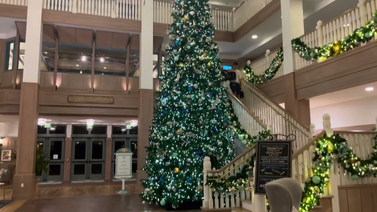 Disneys Vero Beach Resort Christmas & Thanksgiving Buffet. YouTube