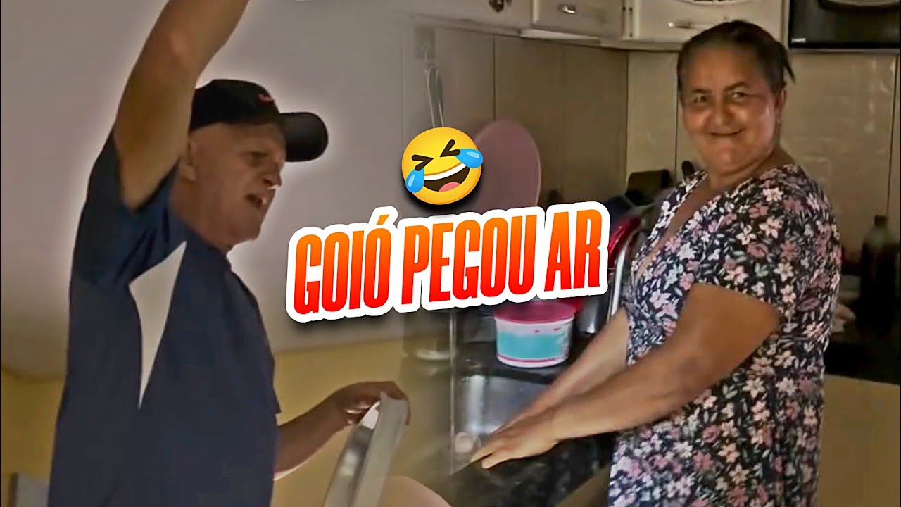 GOIÓ PEGOU AR COM A MARIA 😂😂😂 ELA QUEM MANDA! KKKKK