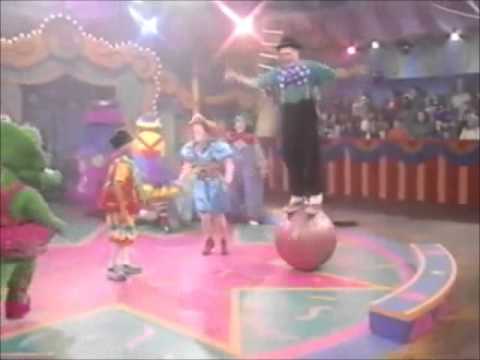 Barney's Super Singing Circus Play Along Trailer - YouTube