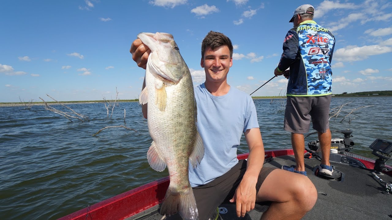 Bass Fishing In Mexico - YouTube