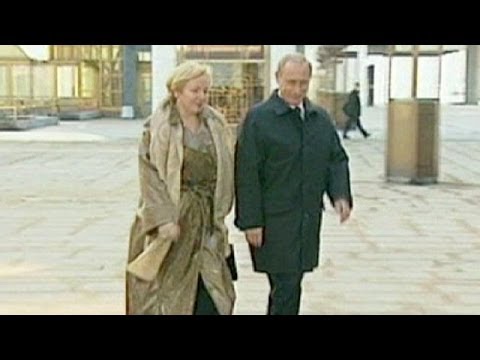 Video: Autobiografia di Lyudmila Putin. La moglie del presidente