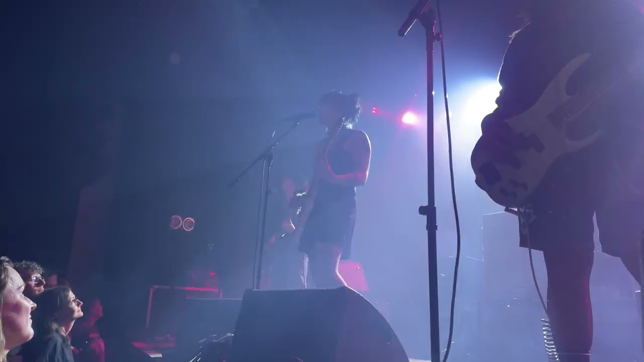 The Red Flags – Who? (12.03.2025 – Köln, Die Kantine)