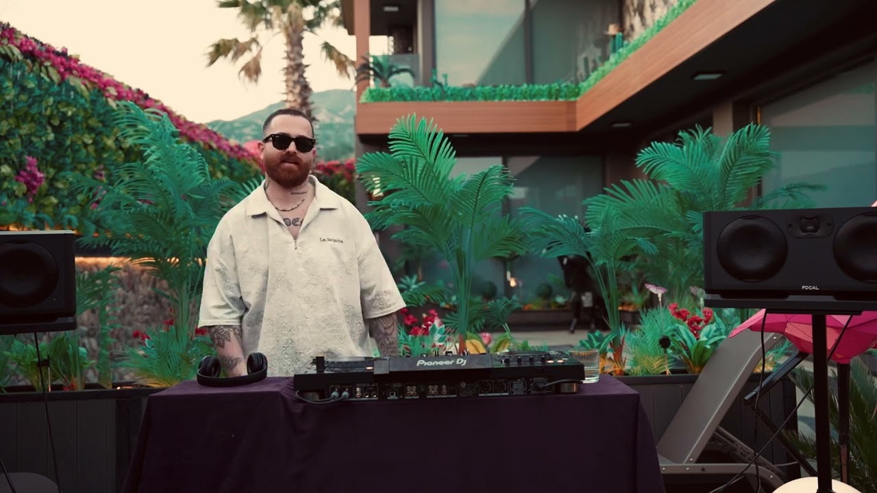 Baris Bayrak Live from Home | Melodic Techno & Progressive House DJ Set