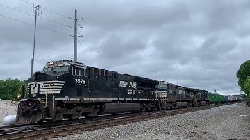 NS 212 Intermodal by CP Beaumont