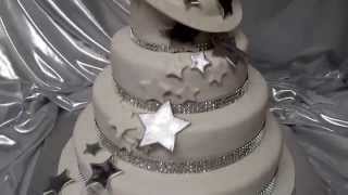 FRESCO FOODS CREATES A STAR STUDDED 4 TIER WEDDING CAKE