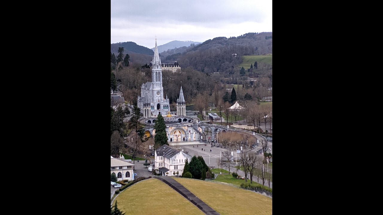 HyperLapse on Notre-Dame-de-Lourdes