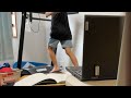 リモート授業(算数)中にランニングしてる娘。画角的に多分相手側に見えてると思う笑