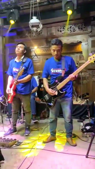 bunga pengantin hampir nangis penyanyi membawakan lagunya #laguklasik #adella  #bungapengantin