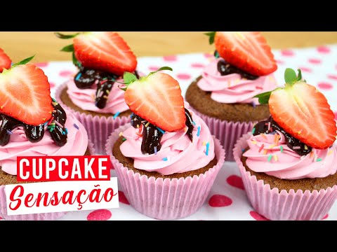 Vídeo: Cupcakes Com Creme De Morango