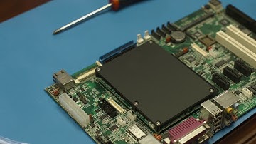 Installing and Removing a COM Express Module